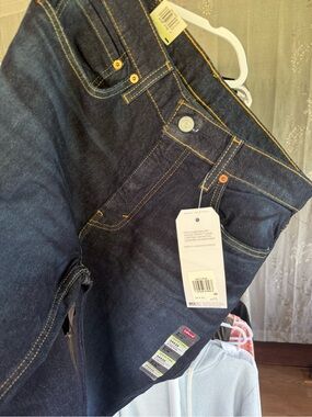Levi's Men's Dark Indigo Straight Jeans with Yellow Contrast Stitching